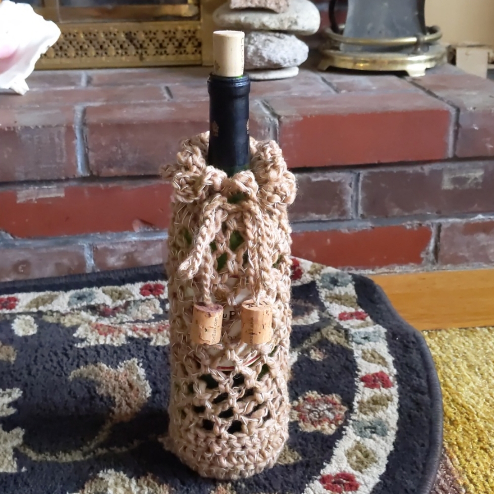 Draw string wine bottle bag